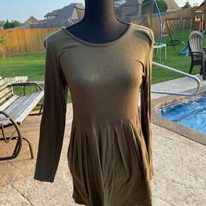 Eloges olive green women’s dress -sz M